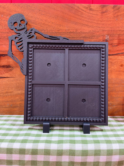 Spooky Skeleton Frame